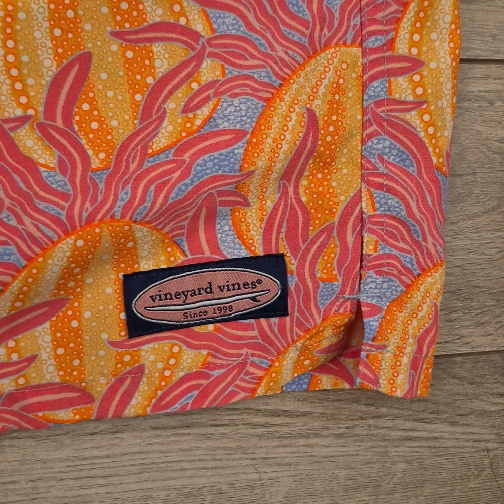 VINEYARD VINES Orange Pink Sea‎ Floral Pattern Mens Large Swim Trunks Shorts